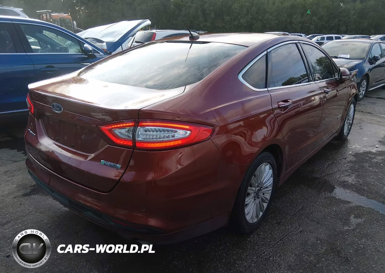 2014 Ford Fusion Energi Se Luxury VIN:3FA6P0PUXER382971 - 4