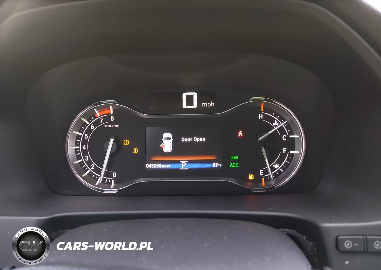 2018 Honda Pilot Touring VIN:5FNYF5H92JB004197 - 7