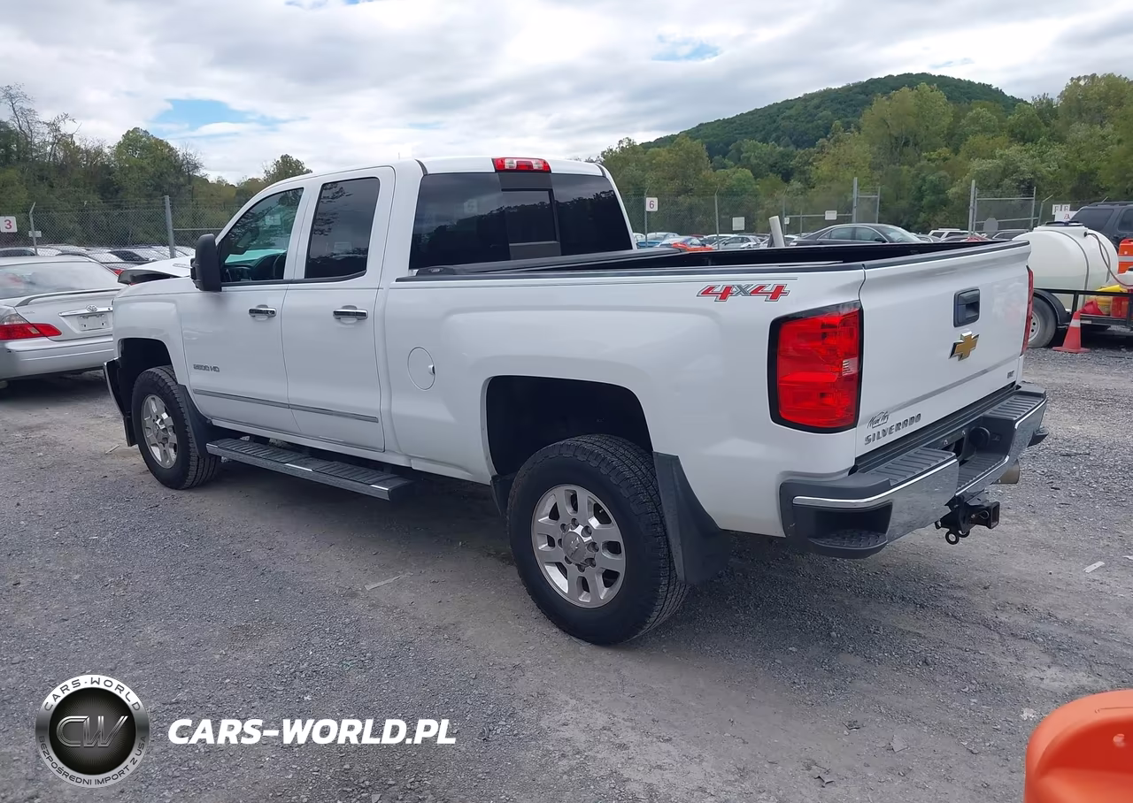 2015 Chevrolet Silverado 2500Hd Ltz VIN:1GC2KWE87FZ113551 - 3