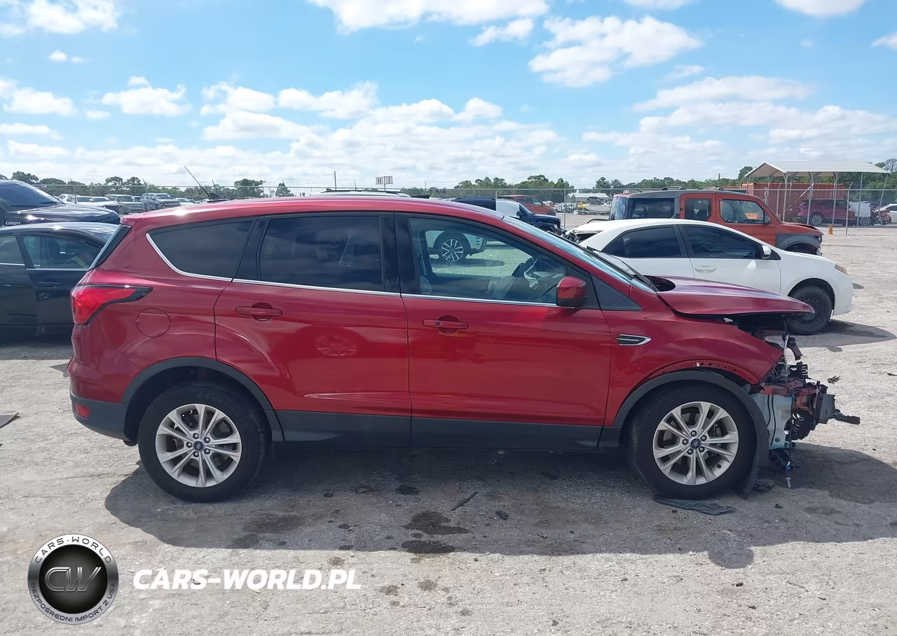 2019 Ford Escape Se VIN:1FMCU0GD2KUB95861 - 12