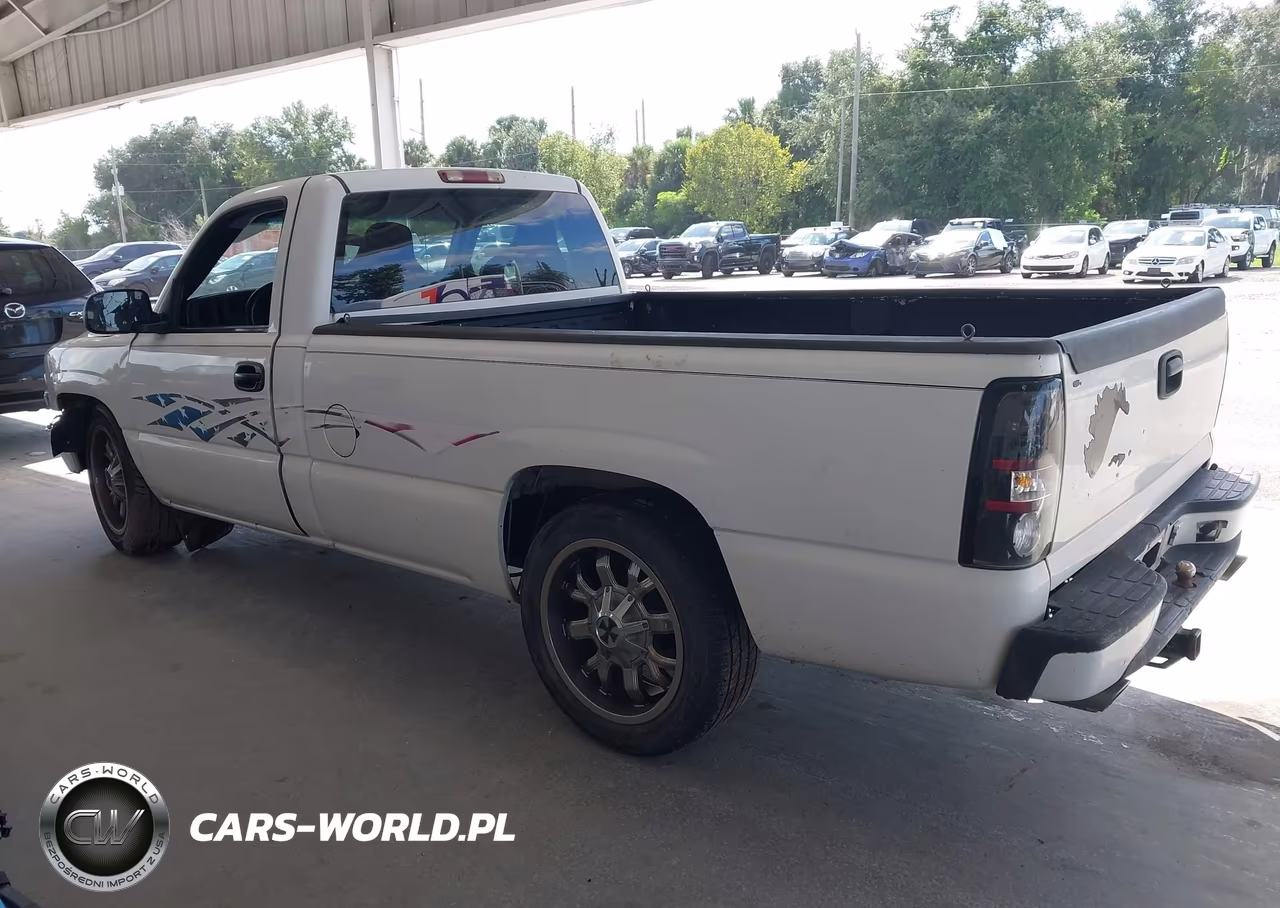 2000 Chevrolet Silverado 1500 VIN:1GCEC14T0YE338178 - 3