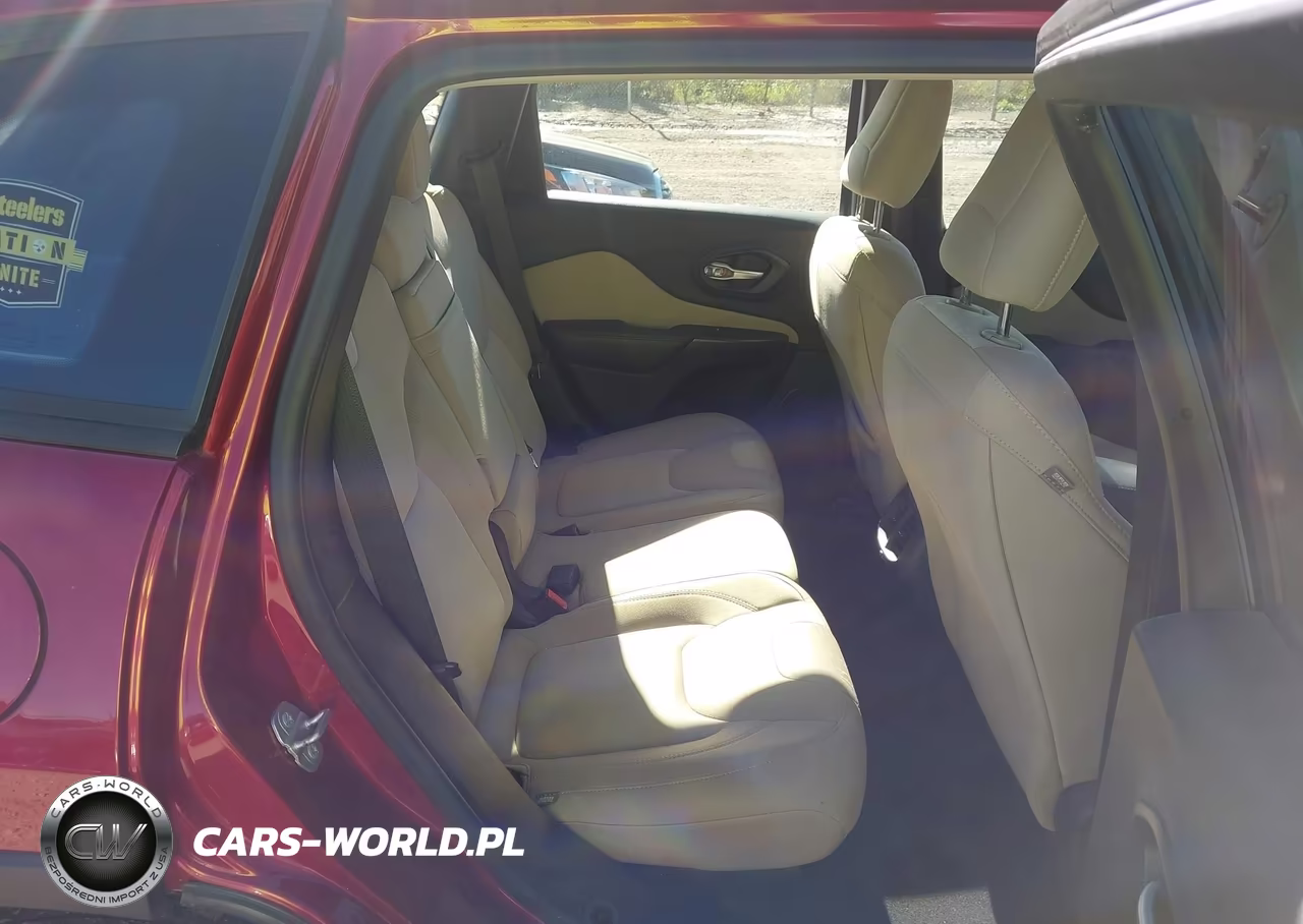 2015 Jeep Cherokee Sport VIN:1C4PJLAB8FW656840 - 8