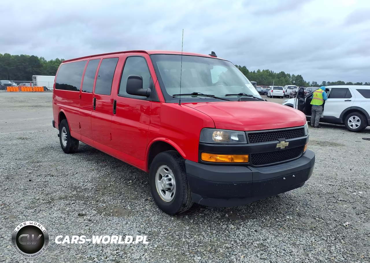 2020 Chevrolet Express Passenger Rwd 3500 Extended Wheelbase Ls VIN:1GAZGNFG1L1271953 - 1