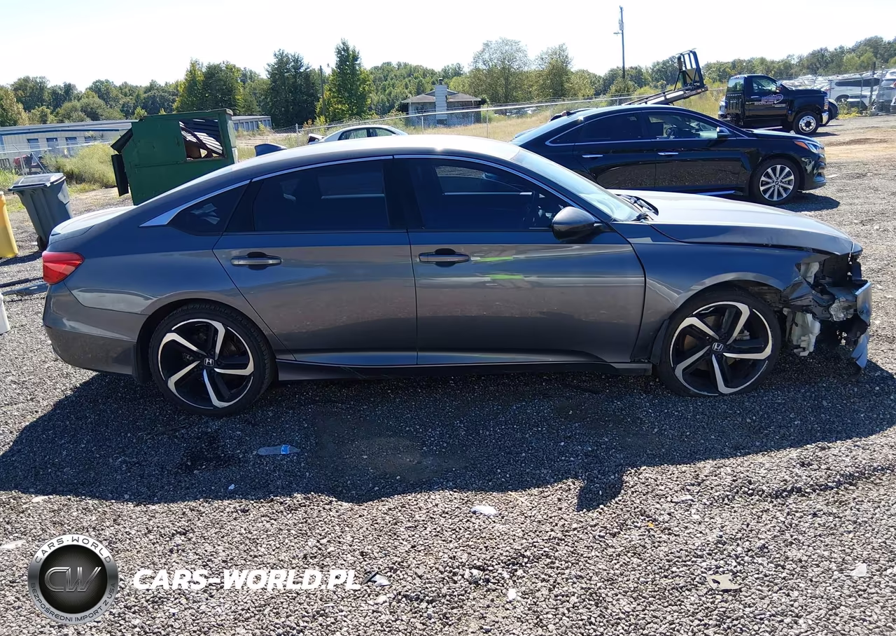 2018 Honda Accord Sport VIN:1HGCV1F33JA112617 - 14