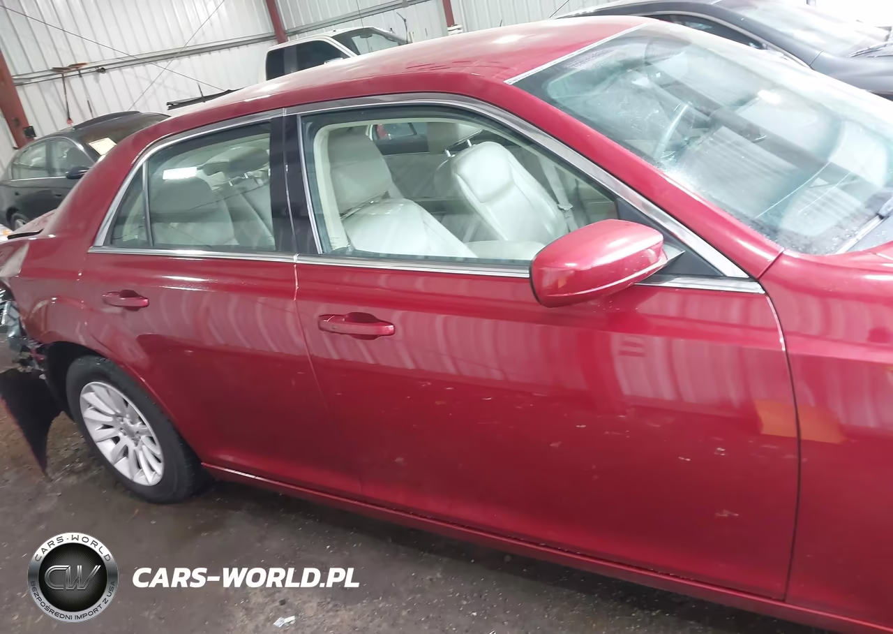 2014 Chrysler 300 VIN:2C3CCAAG3EH222240 - 13