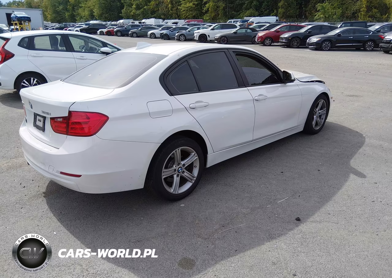 2015 BMW 328I xDrive VIN:WBA3B5G51FNS15188 - 4