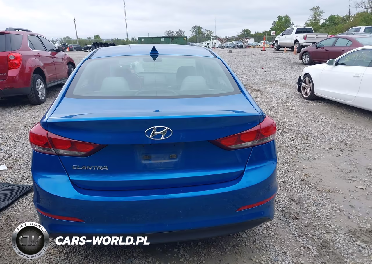 2018 Hyundai Elantra Value Edition VIN:5NPD84LF0JH271176 - 16