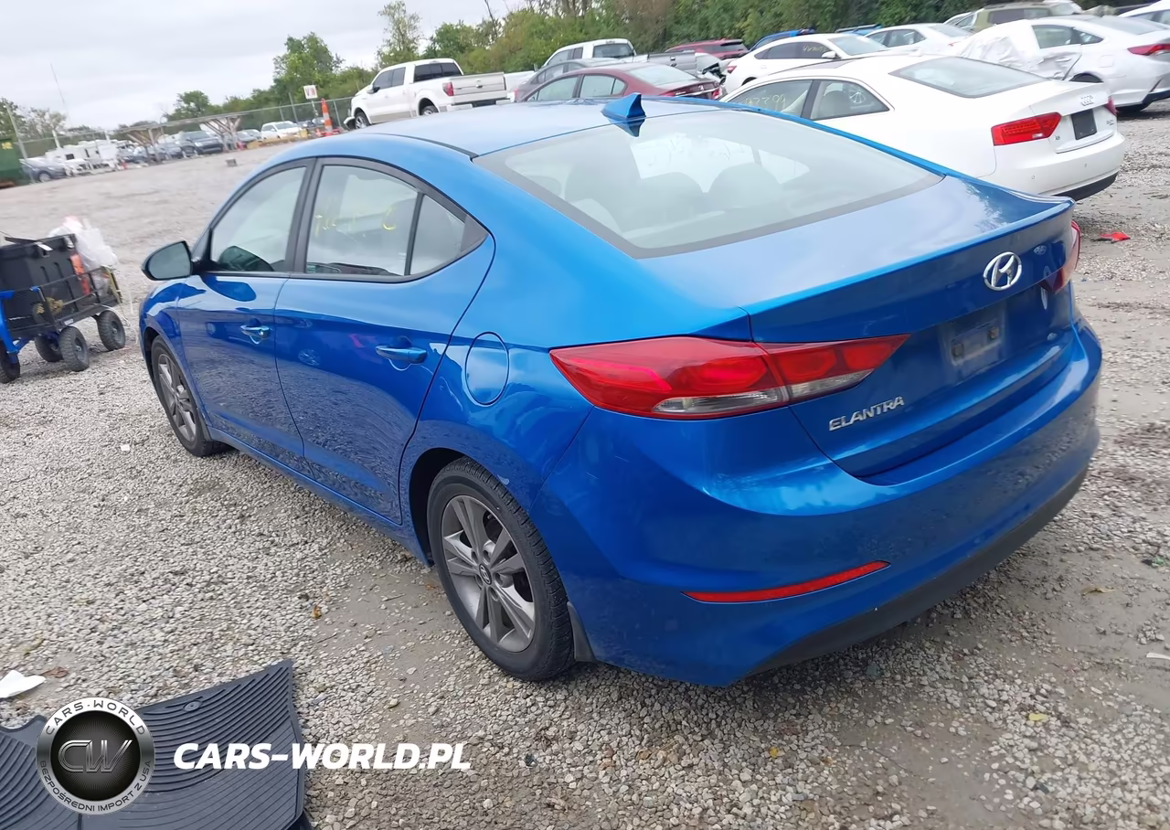 2018 Hyundai Elantra Value Edition VIN:5NPD84LF0JH271176 - 3