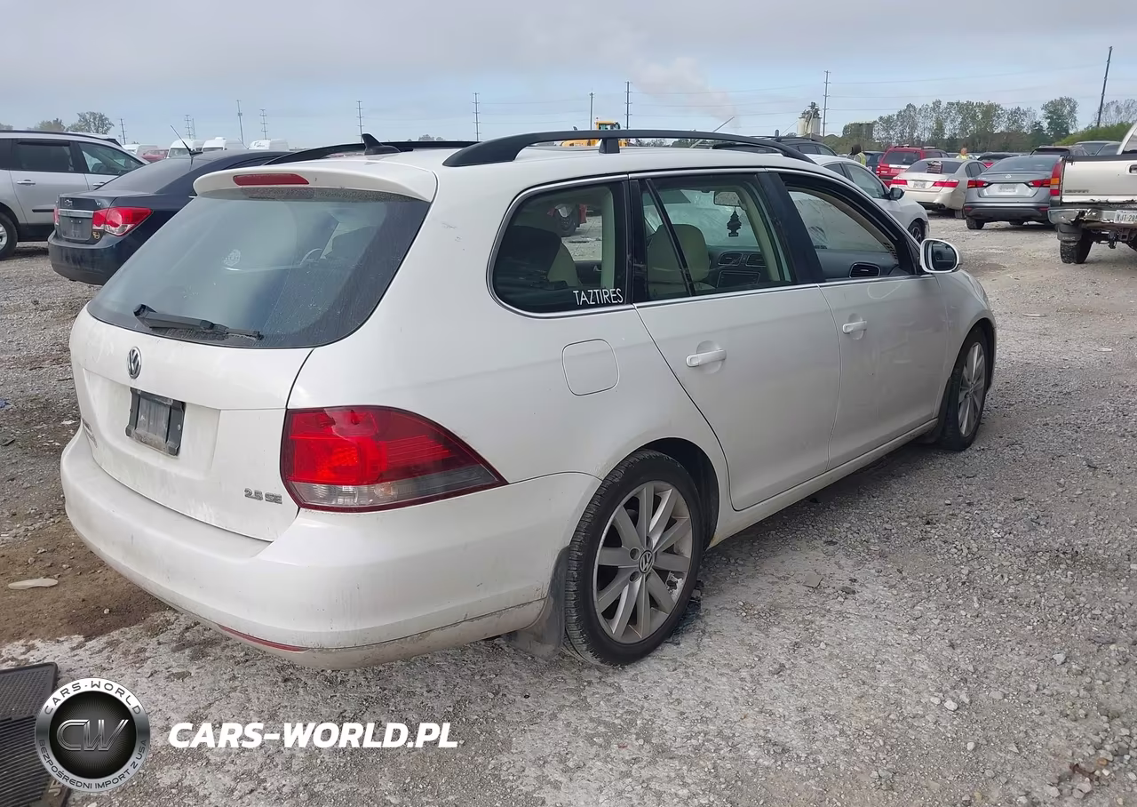 2013 Volkswagen Jetta Sportwagen 2.5L Se VIN:3VWPP7AJ7DM640359 - 4