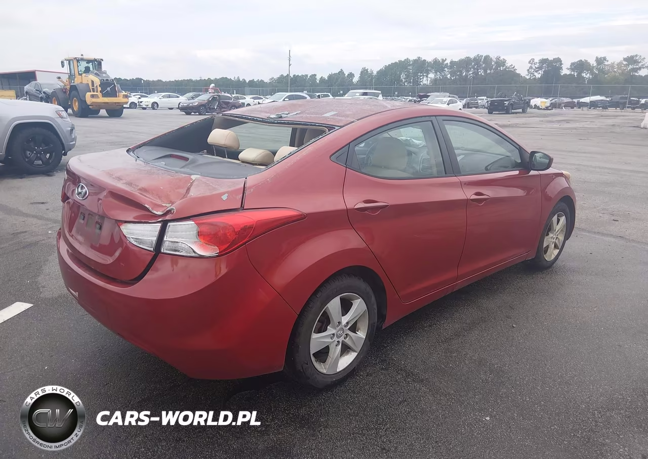 2013 Hyundai Elantra Gls VIN:KMHDH4AE4DU764021 - 4