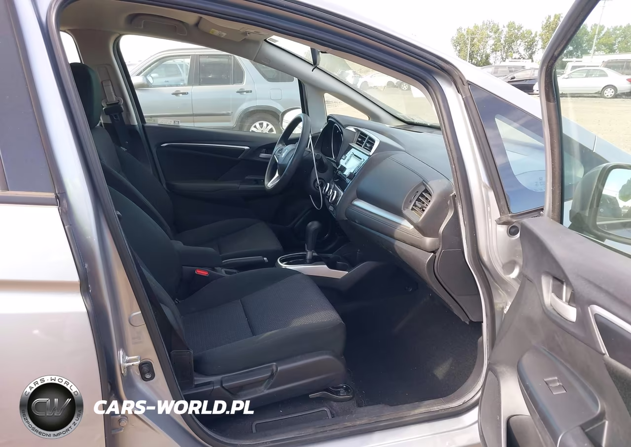 2019 Honda Fit Lx VIN:3HGGK5H45KM751707 - 5