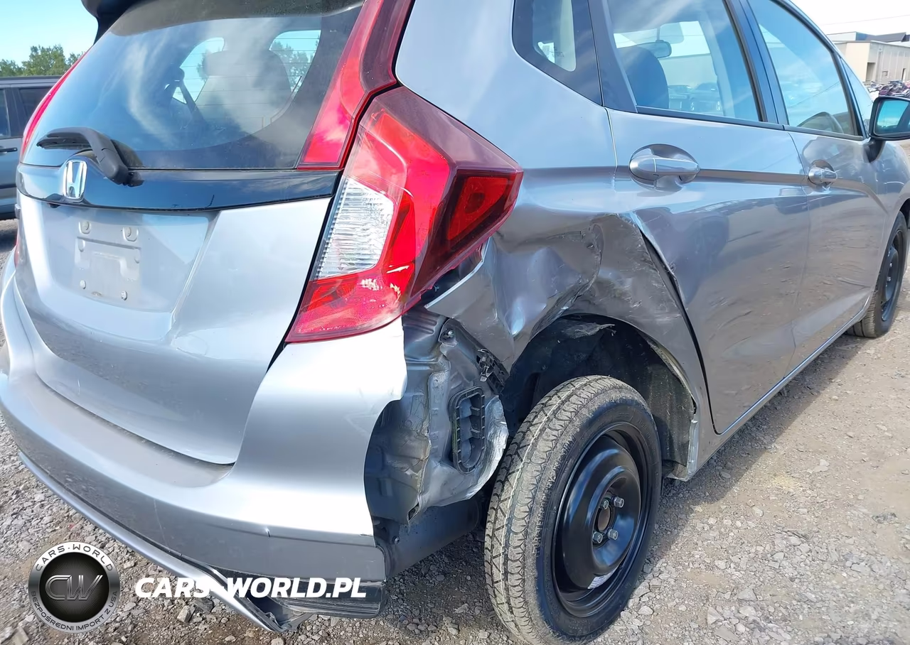 2019 Honda Fit Lx VIN:3HGGK5H45KM751707 - 6