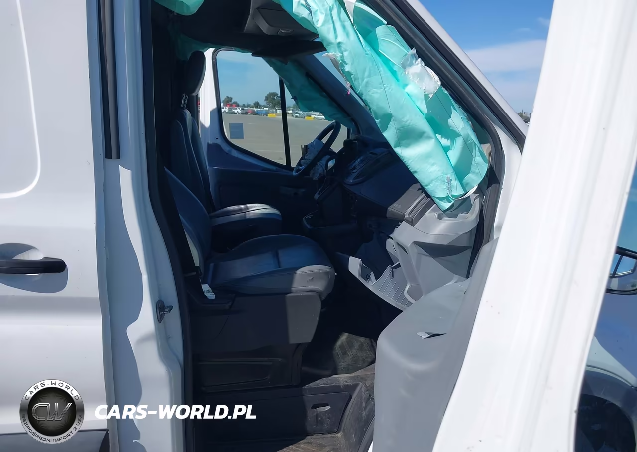 2018 Ford Transit-250 VIN:1FTYR2CM9JKB51072 - 5