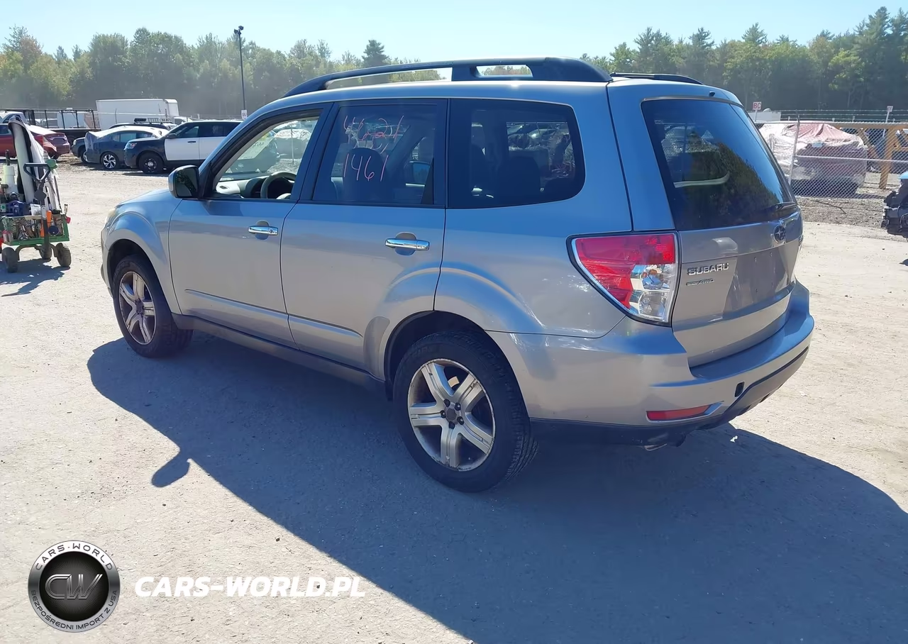 2010 Subaru Forester 2.5X Premium VIN:JF2SH6CC2AH732757 - 3