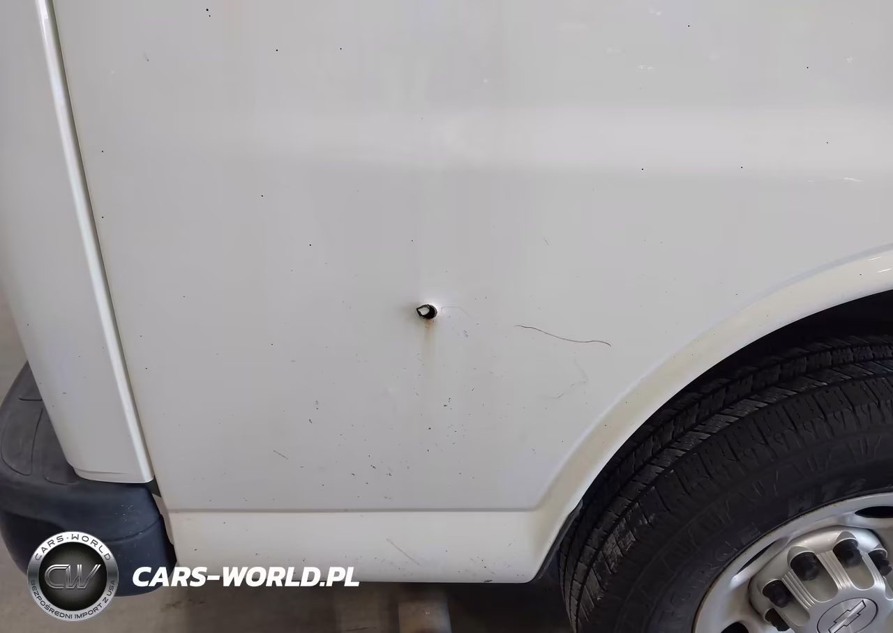 2016 Chevrolet Express 2500 Work Van VIN:1GCWGAFF3G1309618 - 17