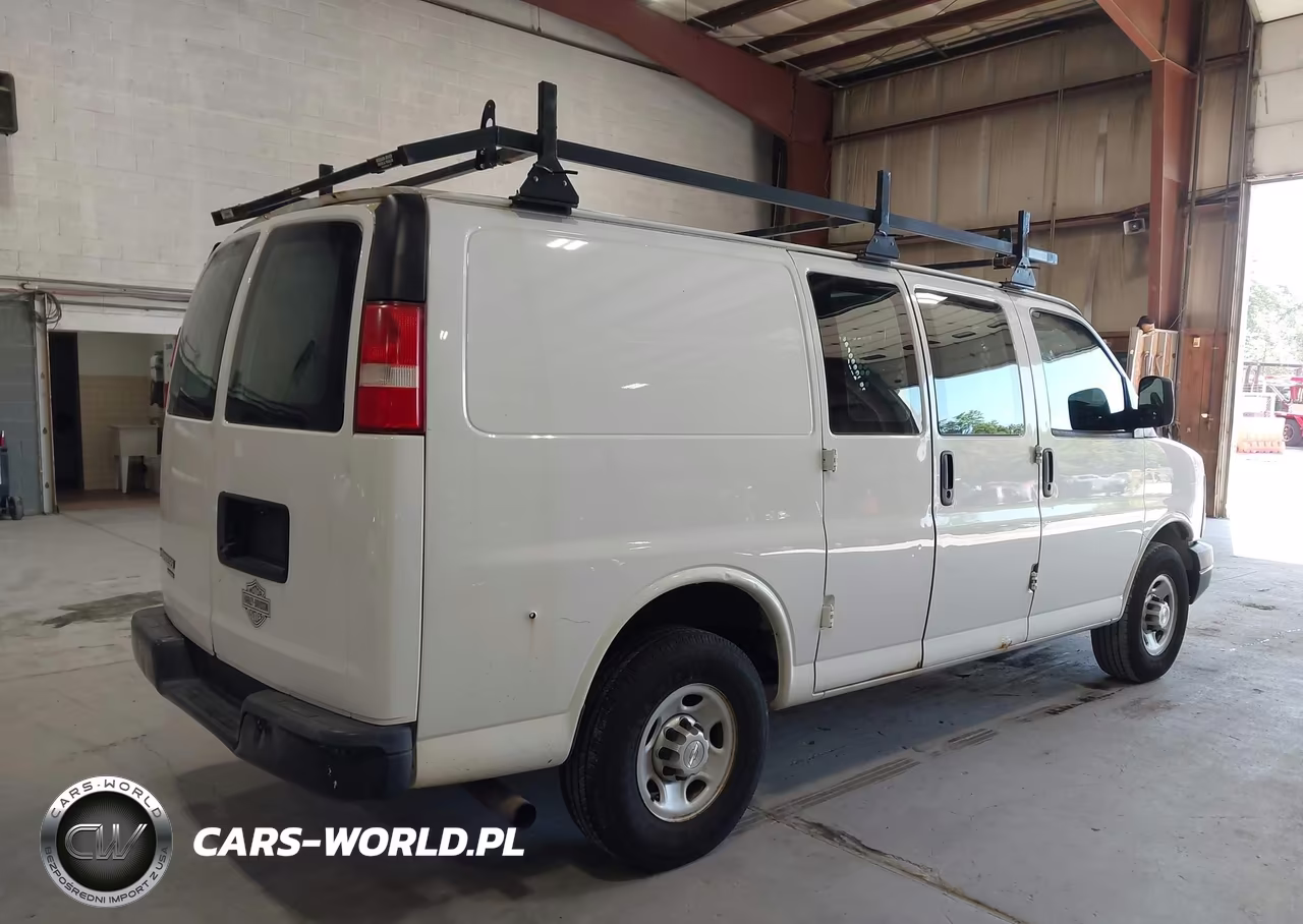 2016 Chevrolet Express 2500 Work Van VIN:1GCWGAFF3G1309618 - 4
