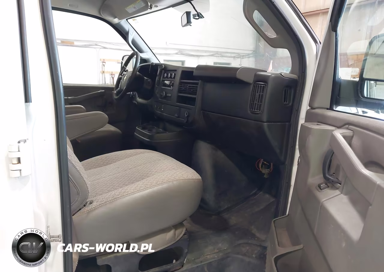 2016 Chevrolet Express 2500 Work Van VIN:1GCWGAFF3G1309618 - 5