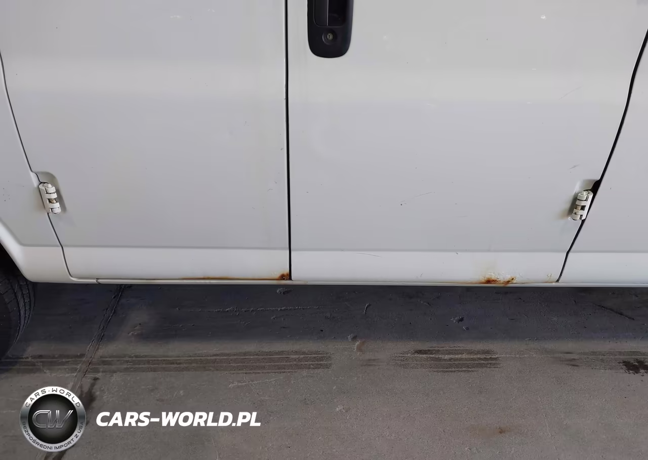 2016 Chevrolet Express 2500 Work Van VIN:1GCWGAFF3G1309618 - 6