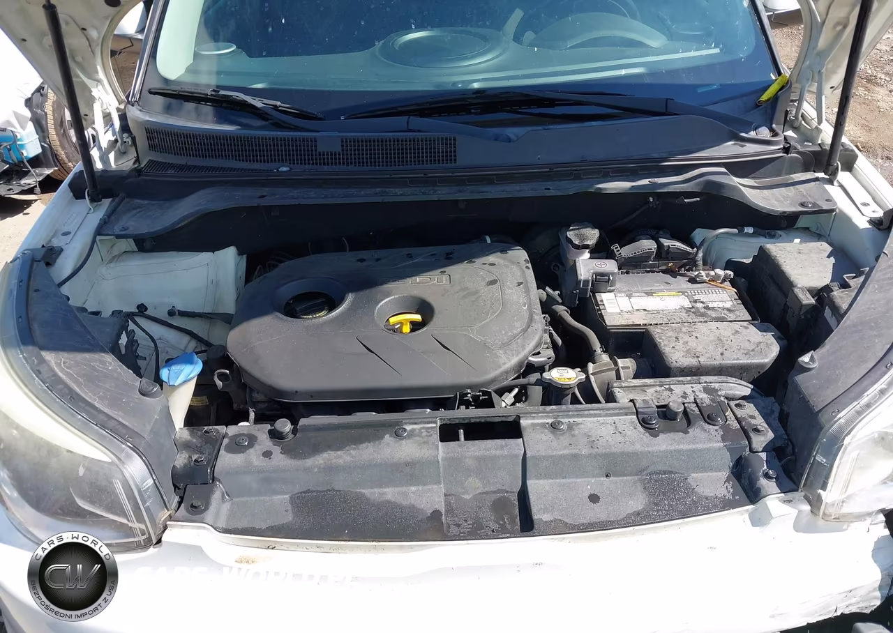 2015 Kia Soul + VIN:KNDJP3A54F7790513 - 10