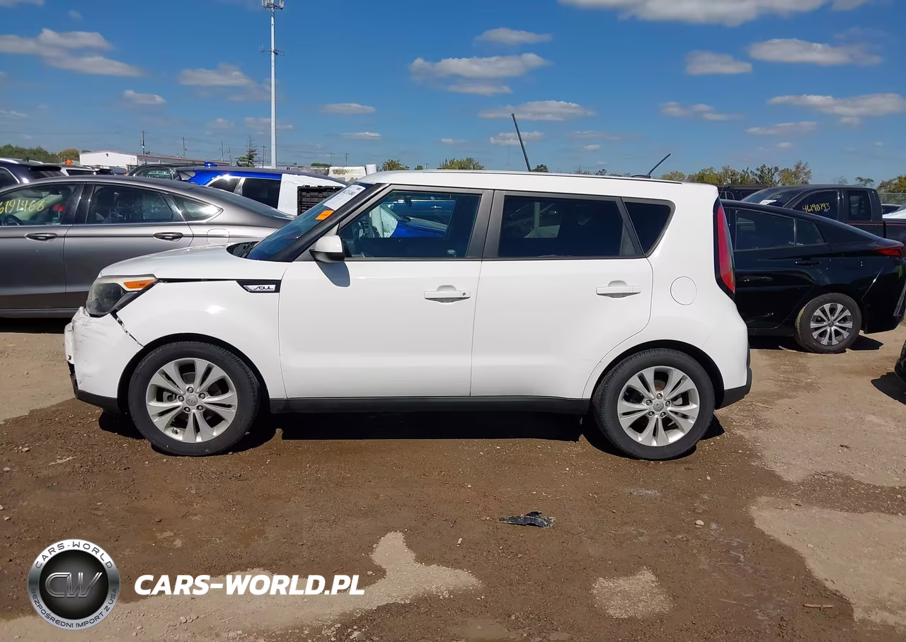 2015 Kia Soul + VIN:KNDJP3A54F7790513 - 14