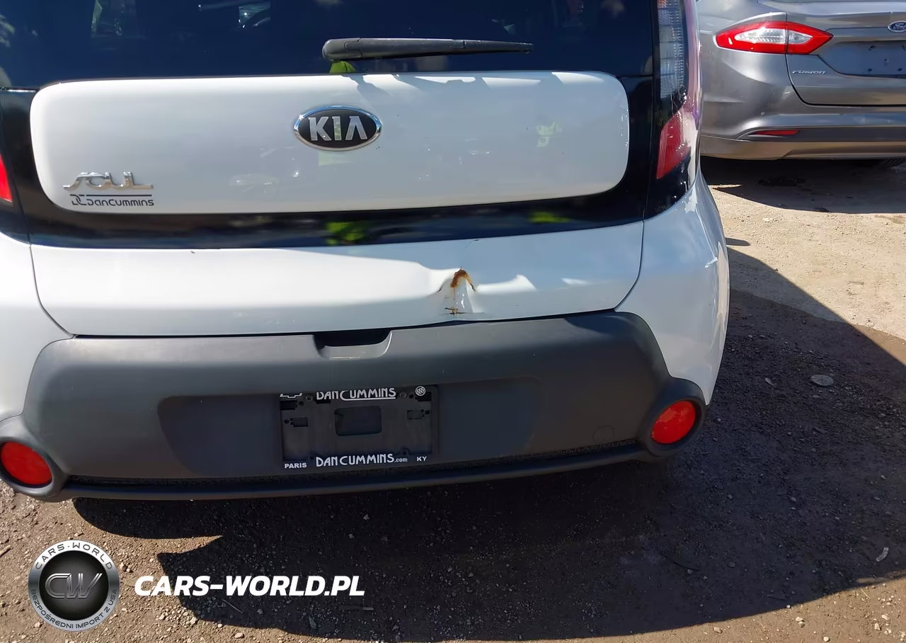2015 Kia Soul + VIN:KNDJP3A54F7790513 - 17