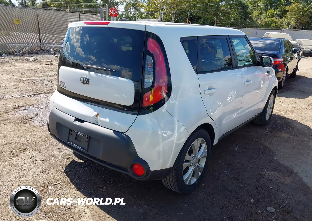 2015 Kia Soul + VIN:KNDJP3A54F7790513 - 4