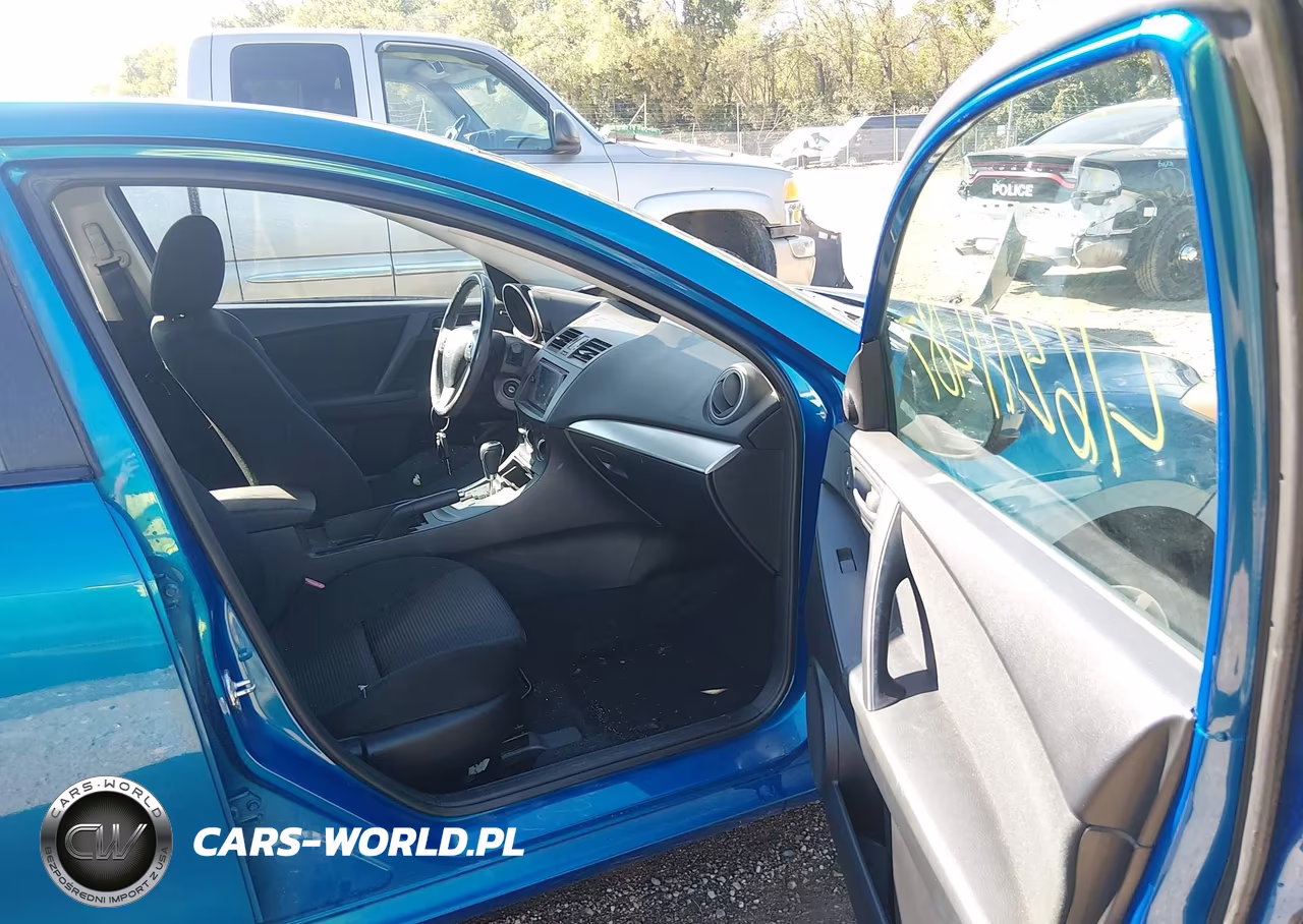 2012 Mazda Mazda3 I Touring VIN:JM1BL1L76C1617674 - 5