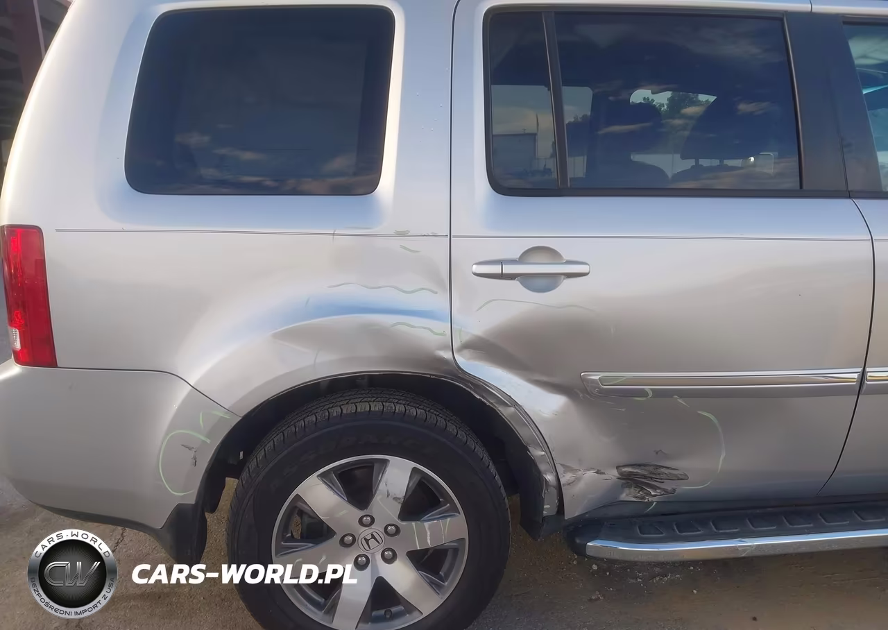 2014 Honda Pilot Touring VIN:5FNYF4H91EB030774 - 6