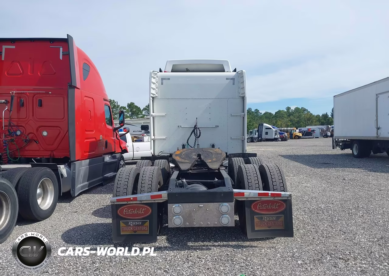 2014 Peterbilt 389 VIN:1XPXDP9X0ED243883 - 15
