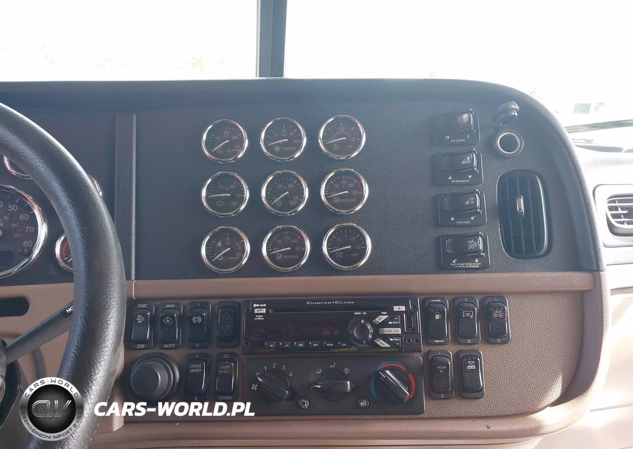 2014 Peterbilt 389 VIN:1XPXDP9X0ED243883 - 16