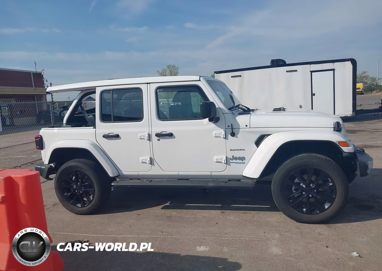 2021 Jeep Wrangler 4Xe Unlimited Sahara 4X4 VIN:1C4JJXP65MW747942 - 13