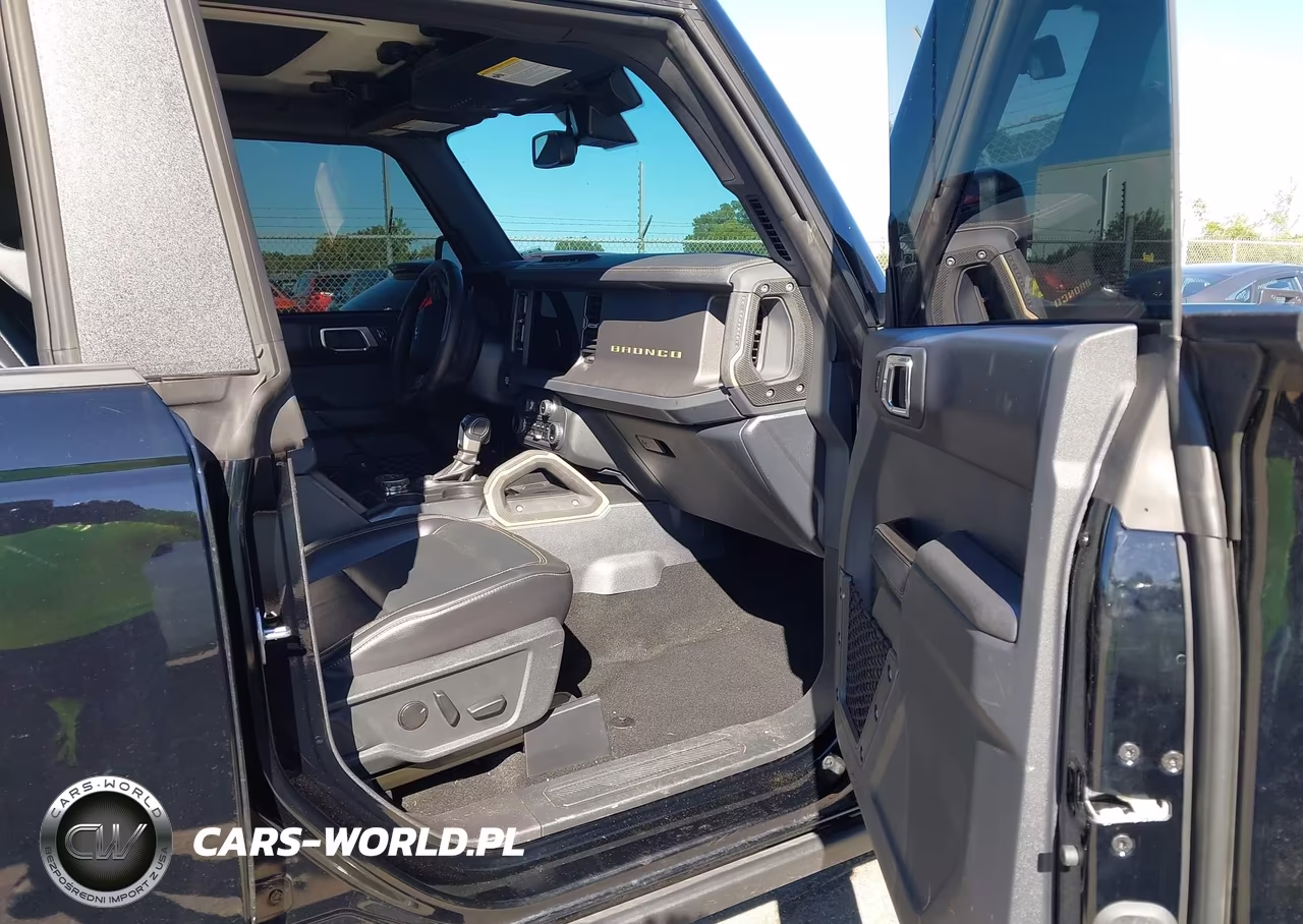 2025 Ford Bronco Badlands VIN:1FMEE9BP2SLA72756 - 5