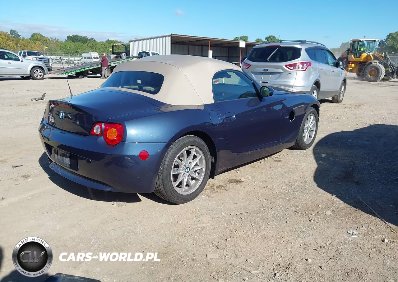 2003 BMW Z4 2.5I VIN:4USBT33413LS46858 - 4