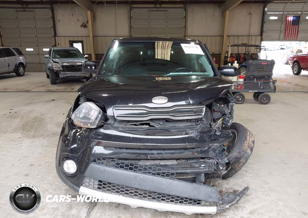 2017 Kia Soul + VIN:KNDJP3A53H7418521 - 13