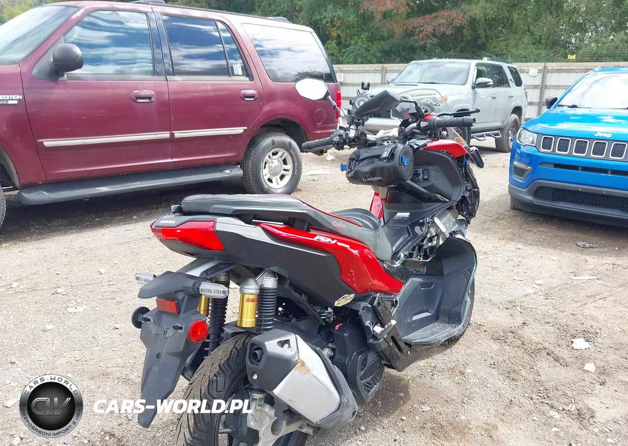 2022 Honda Adv150 A VIN:MLHKF3857N5102234 - 4