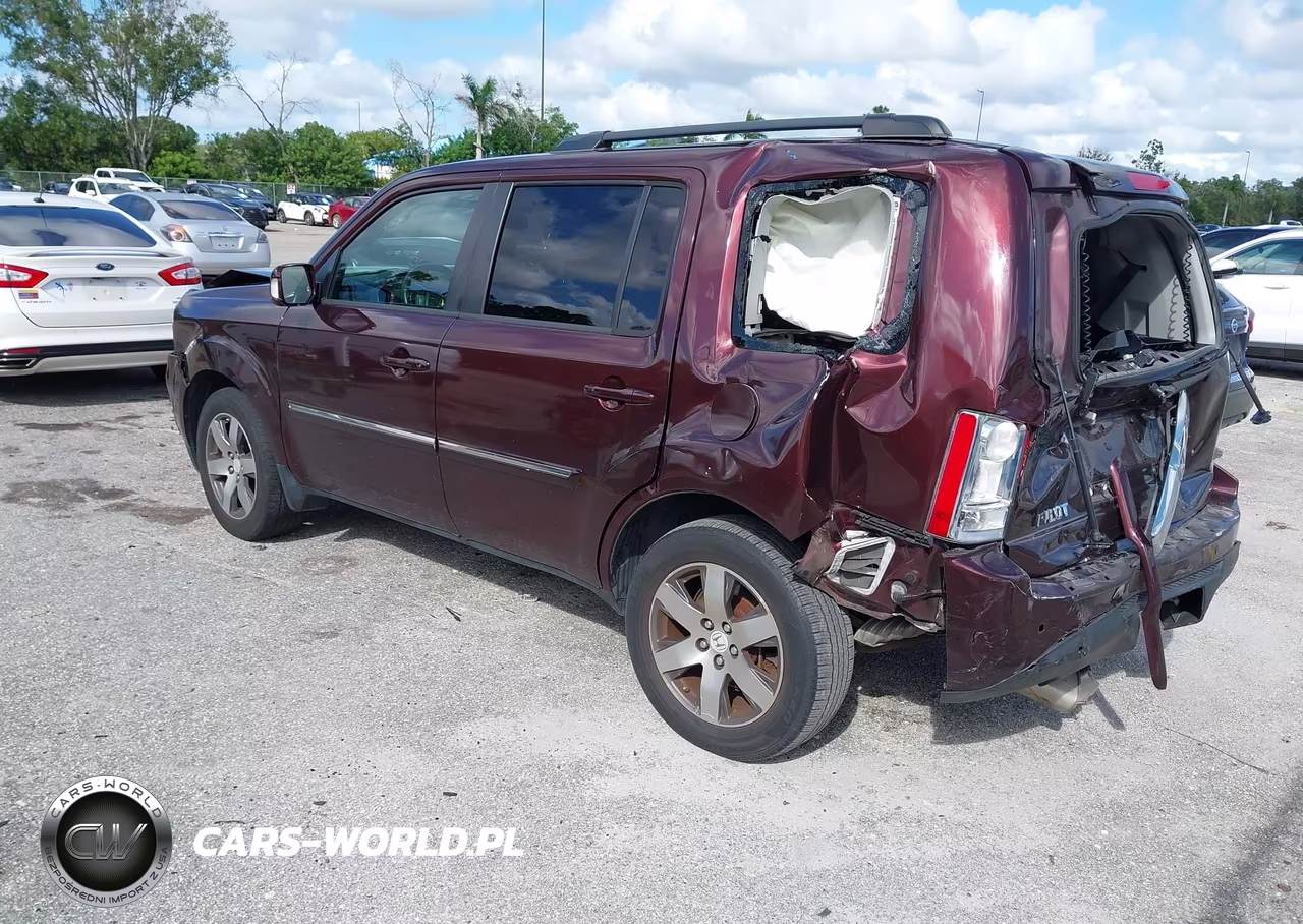 2013 Honda Pilot Touring VIN:5FNYF3H90DB007110 - 3