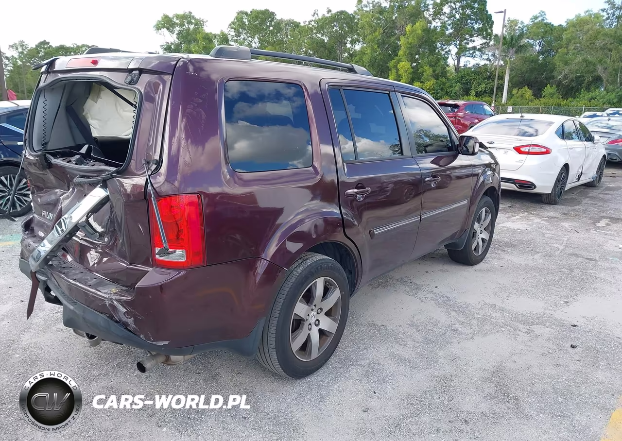 2013 Honda Pilot Touring VIN:5FNYF3H90DB007110 - 4