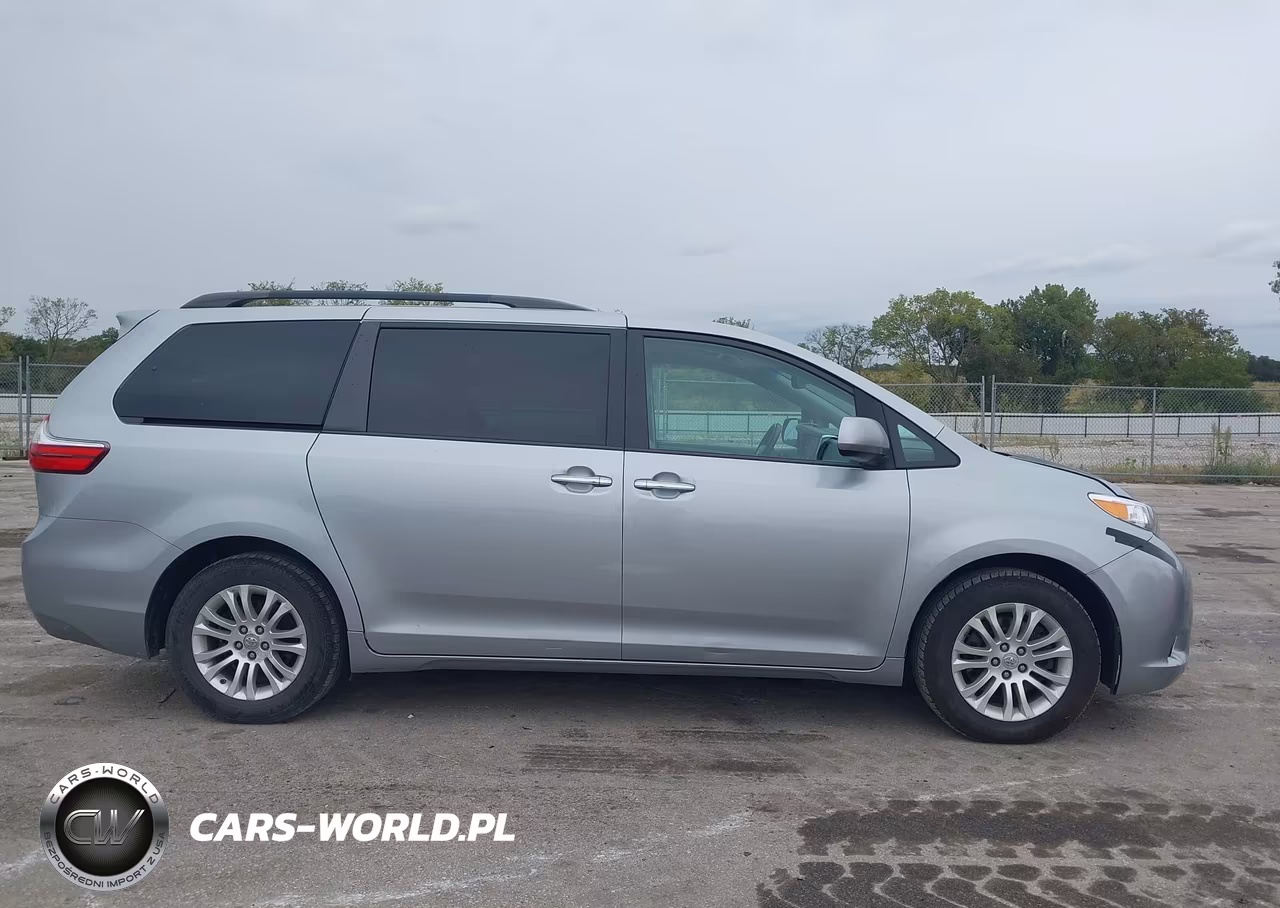 2016 Toyota Sienna Xle 8 Passenger VIN:5TDYK3DC9GS755674 - 13