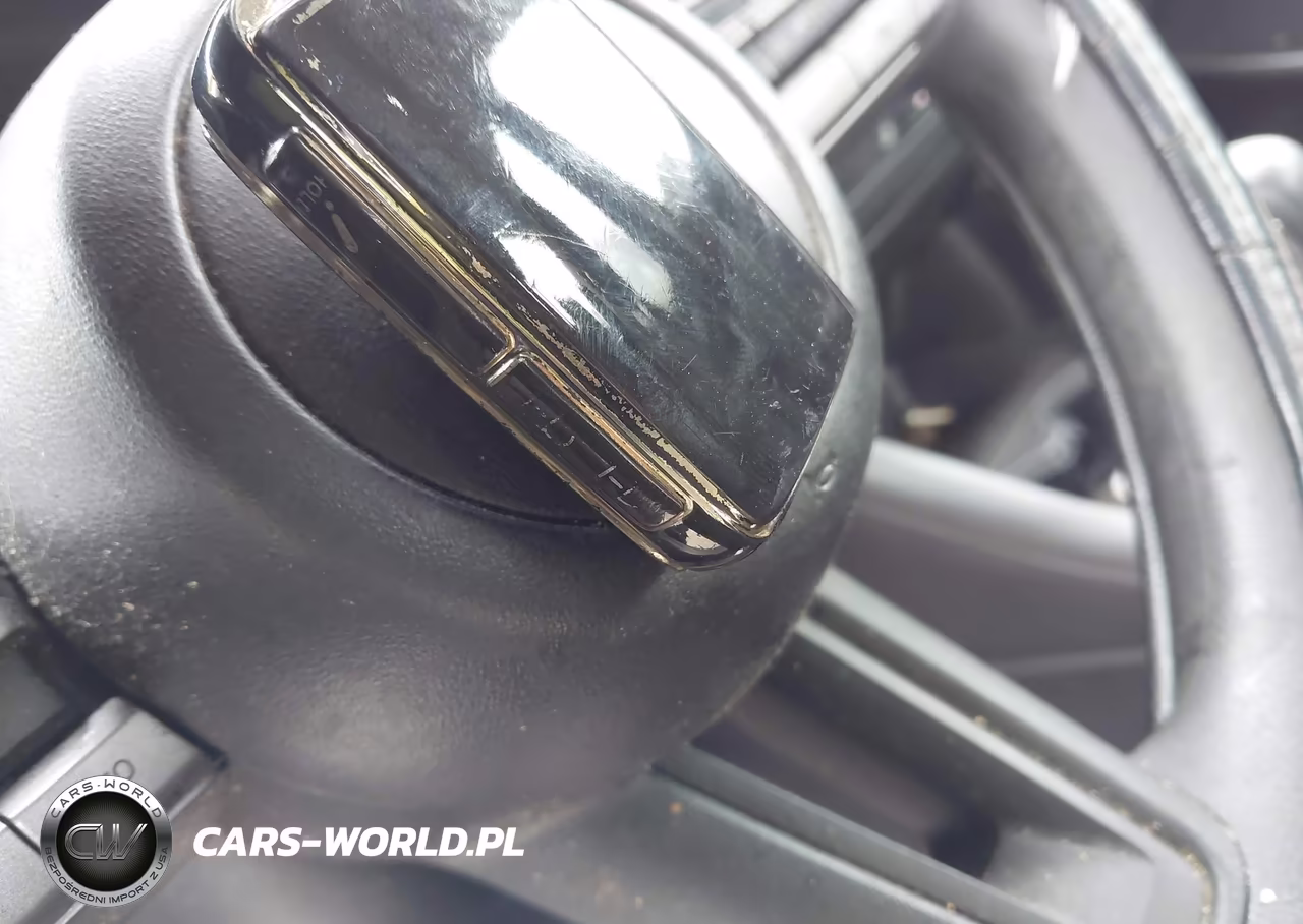 2022 Mazda Mazda3 2.0 VIN:3MZBPAA71NM307667 - 11