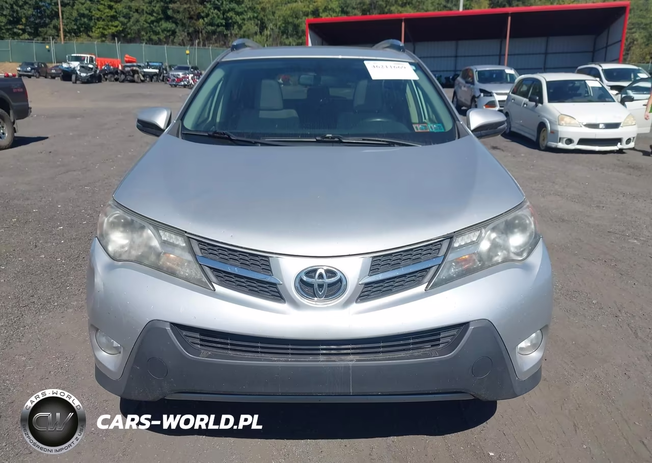2015 Toyota Rav4 Xle VIN:JTMRFREV7FD111323 - 12