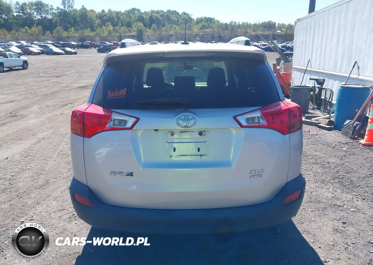 2015 Toyota Rav4 Xle VIN:JTMRFREV7FD111323 - 16