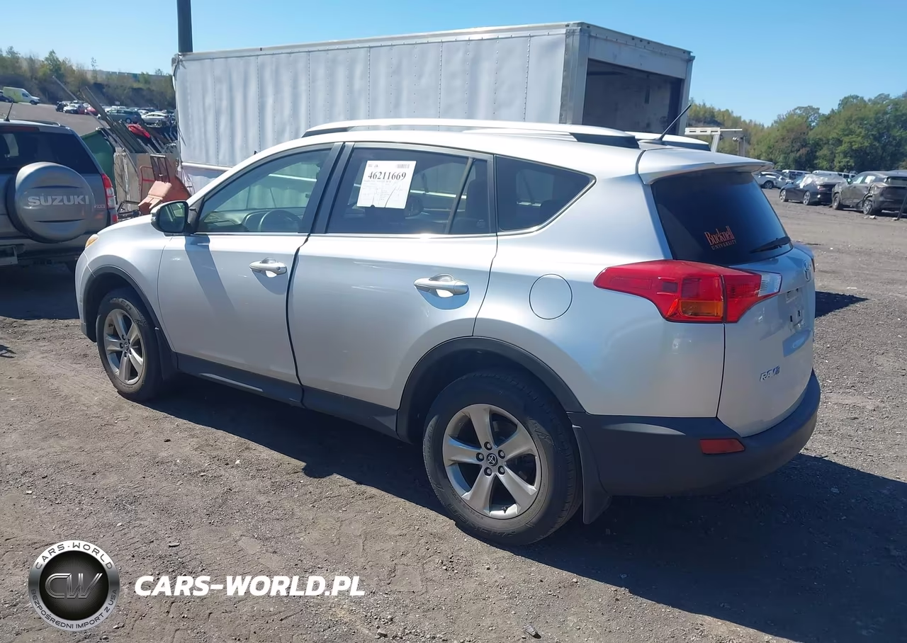 2015 Toyota Rav4 Xle VIN:JTMRFREV7FD111323 - 3