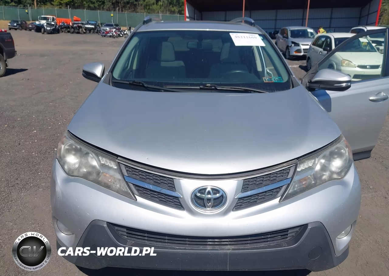 2015 Toyota Rav4 Xle VIN:JTMRFREV7FD111323 - 6