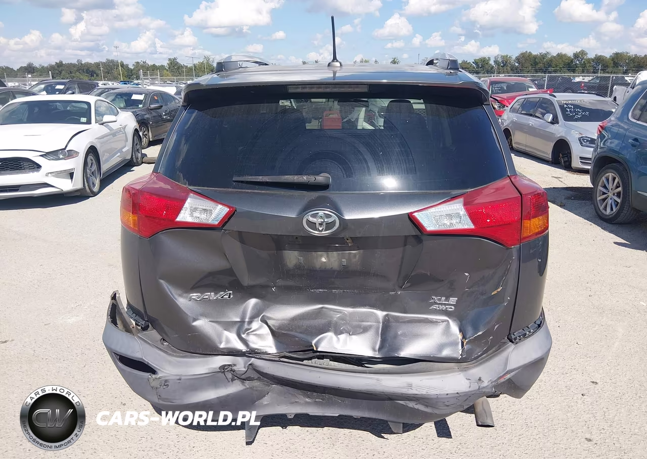 2015 Toyota Rav4 Xle VIN:2T3RFREV3FW279723 - 16