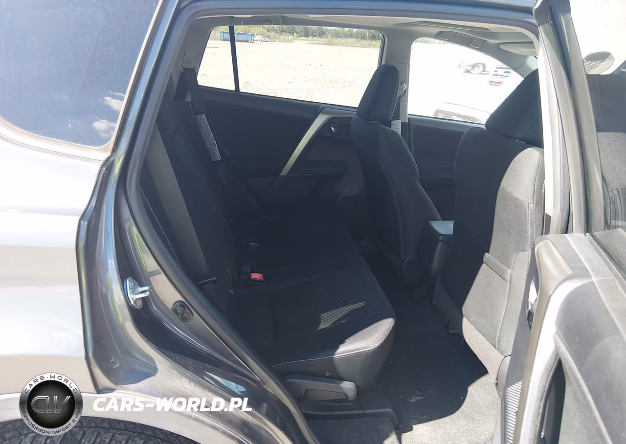2015 Toyota Rav4 Xle VIN:2T3RFREV3FW279723 - 8