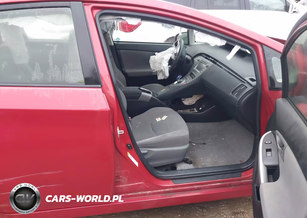2013 Toyota Prius VIN:JTDKN3DU4D0352710 - 5