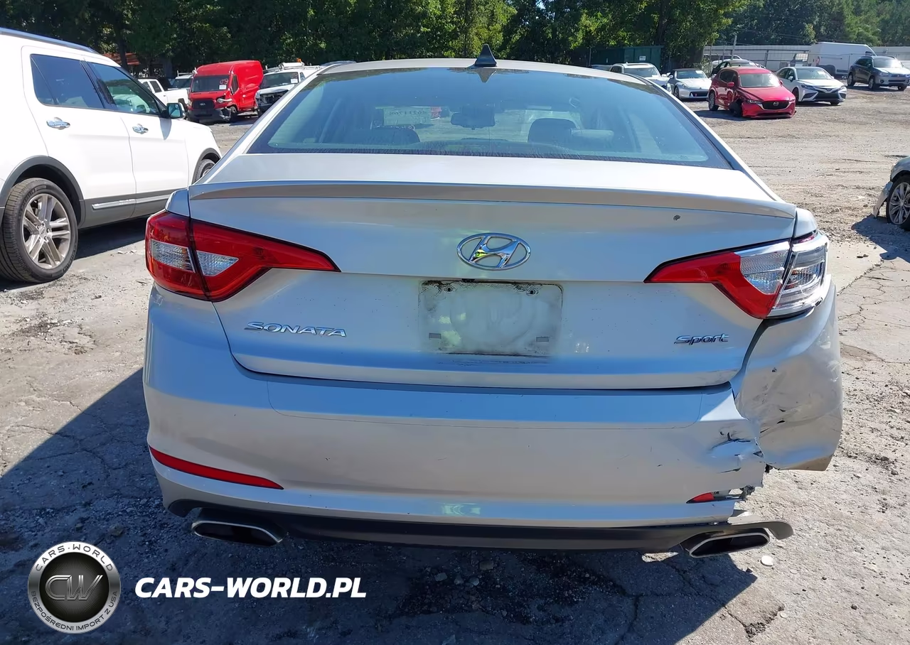 2015 Hyundai Sonata 2.4L Sport VIN:5NPE34AF2FH107358 - 16