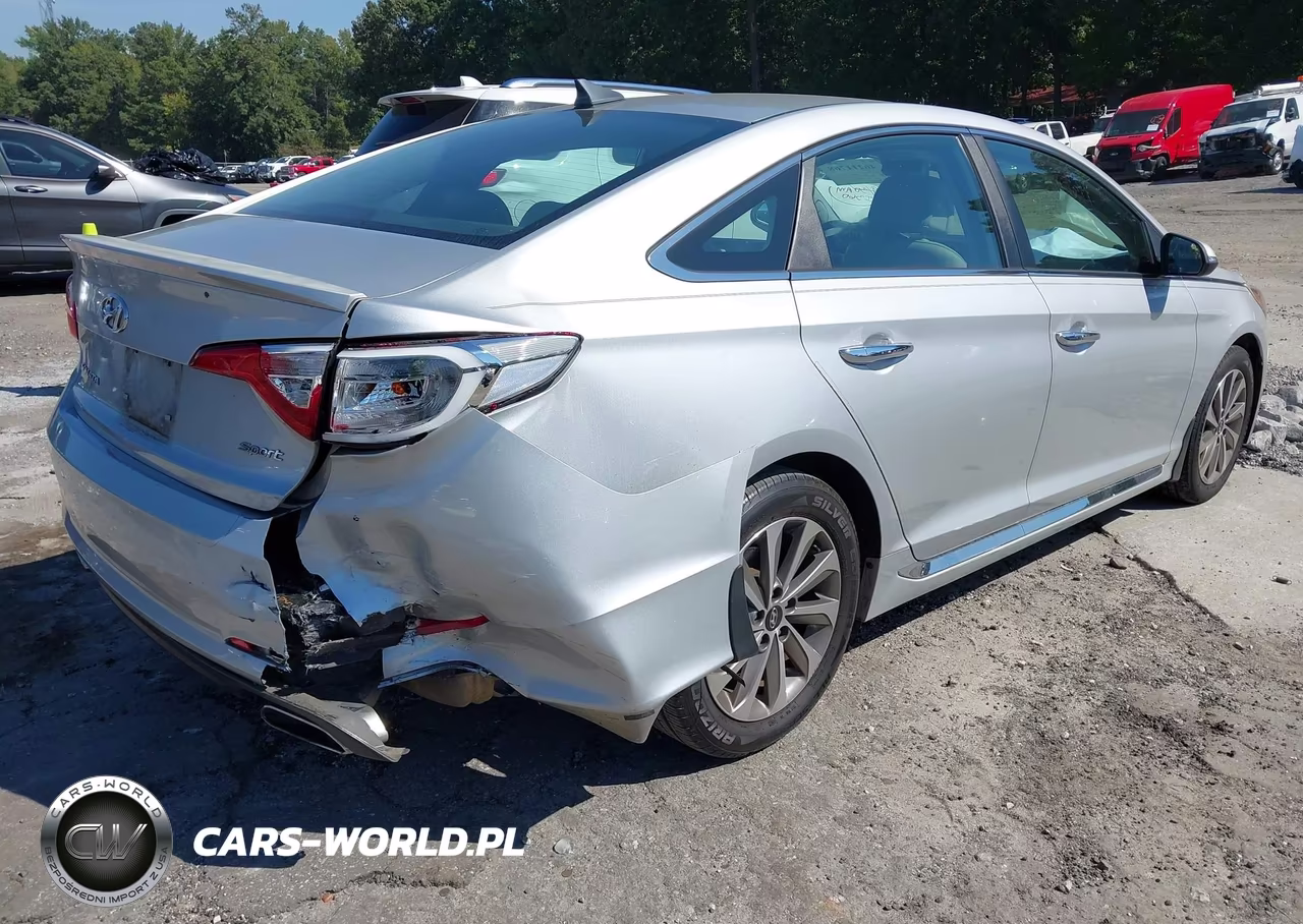 2015 Hyundai Sonata 2.4L Sport VIN:5NPE34AF2FH107358 - 6