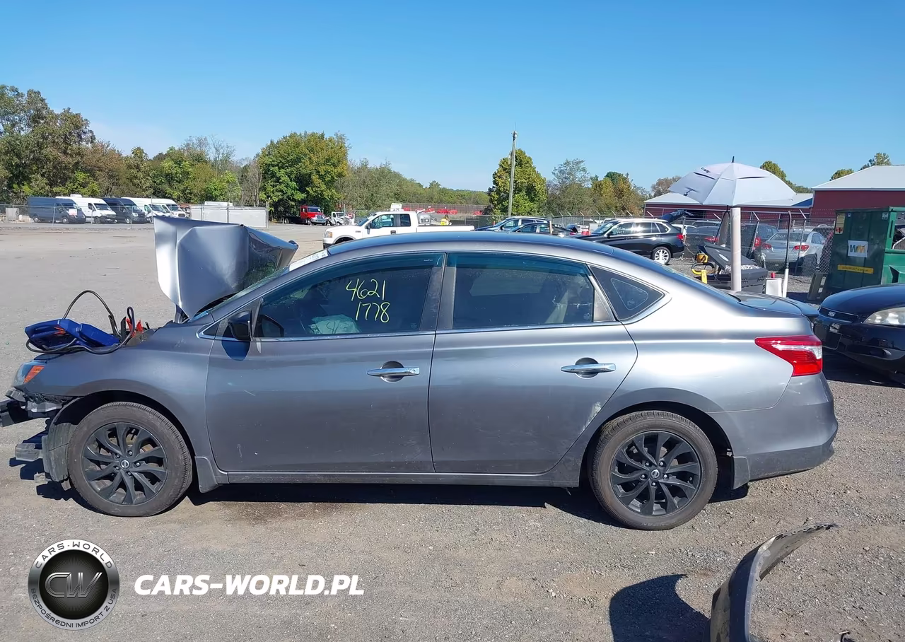 2018 Nissan Sentra S VIN:3N1AB7AP7JY235248 - 15