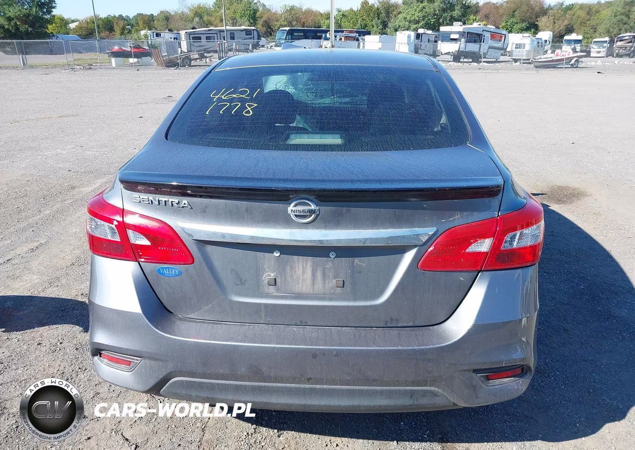 2018 Nissan Sentra S VIN:3N1AB7AP7JY235248 - 17